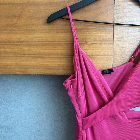 NWOT NBD Titan Gown in Fuchsia Side Cut Out Maxi Dress, Size S - Picture 6 of 16